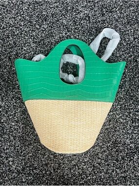 Danse Lente Small Tote Raffia & Embossed Leather Green